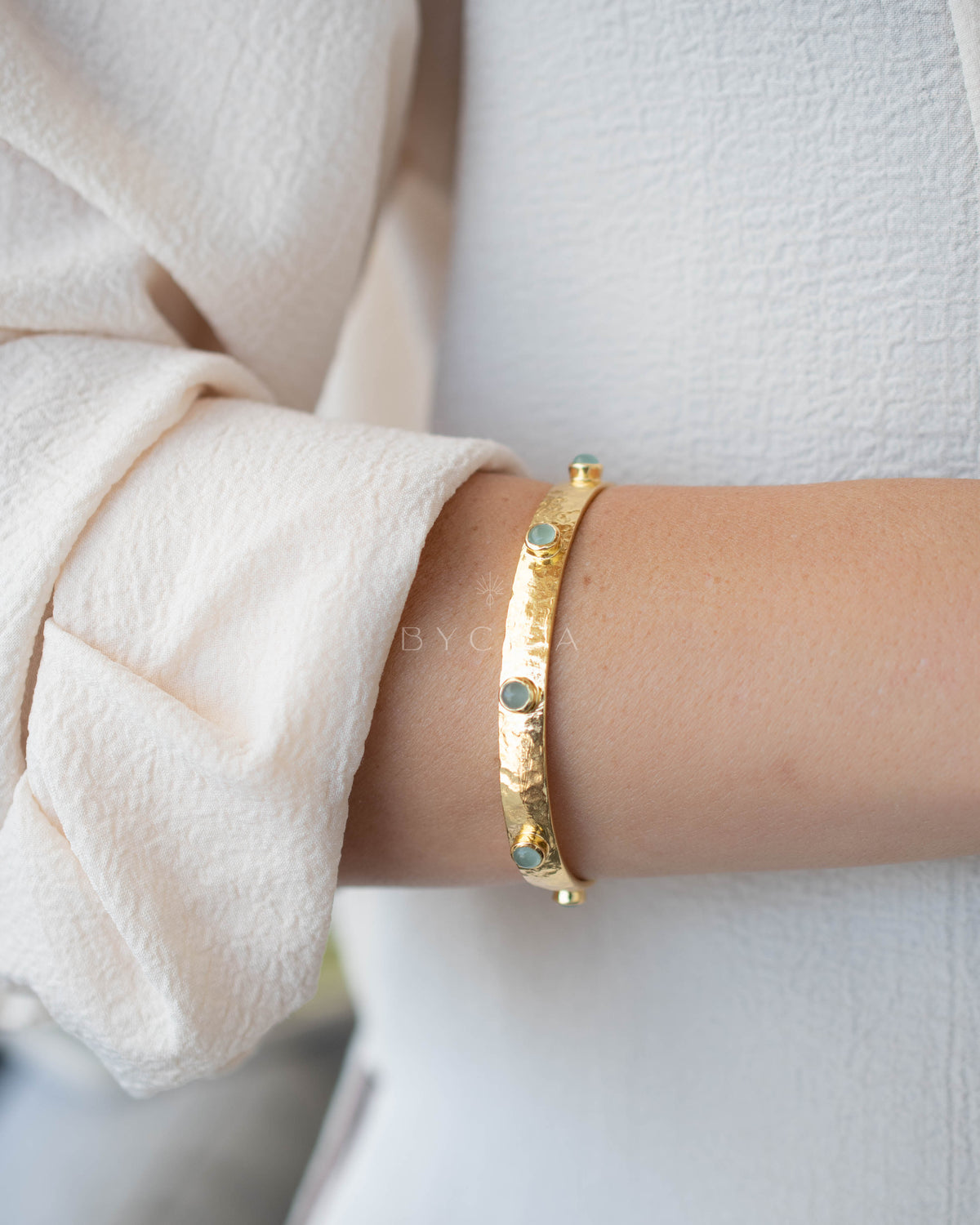 Aqua Chalcedony Bracelet * Gold Plated * BJB062