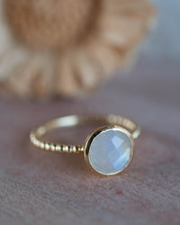 Tessy Ring * Rainbow Moonstone * Gold Plated 18k * BJR335