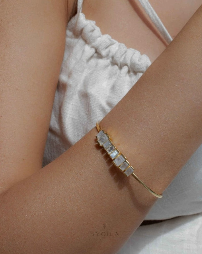 Moonstone Bangle Bracelet * Gold Plated * Gemstone * Gypsy * Hippie * Adjustable * Statement * Stacking * Layering * BJB047