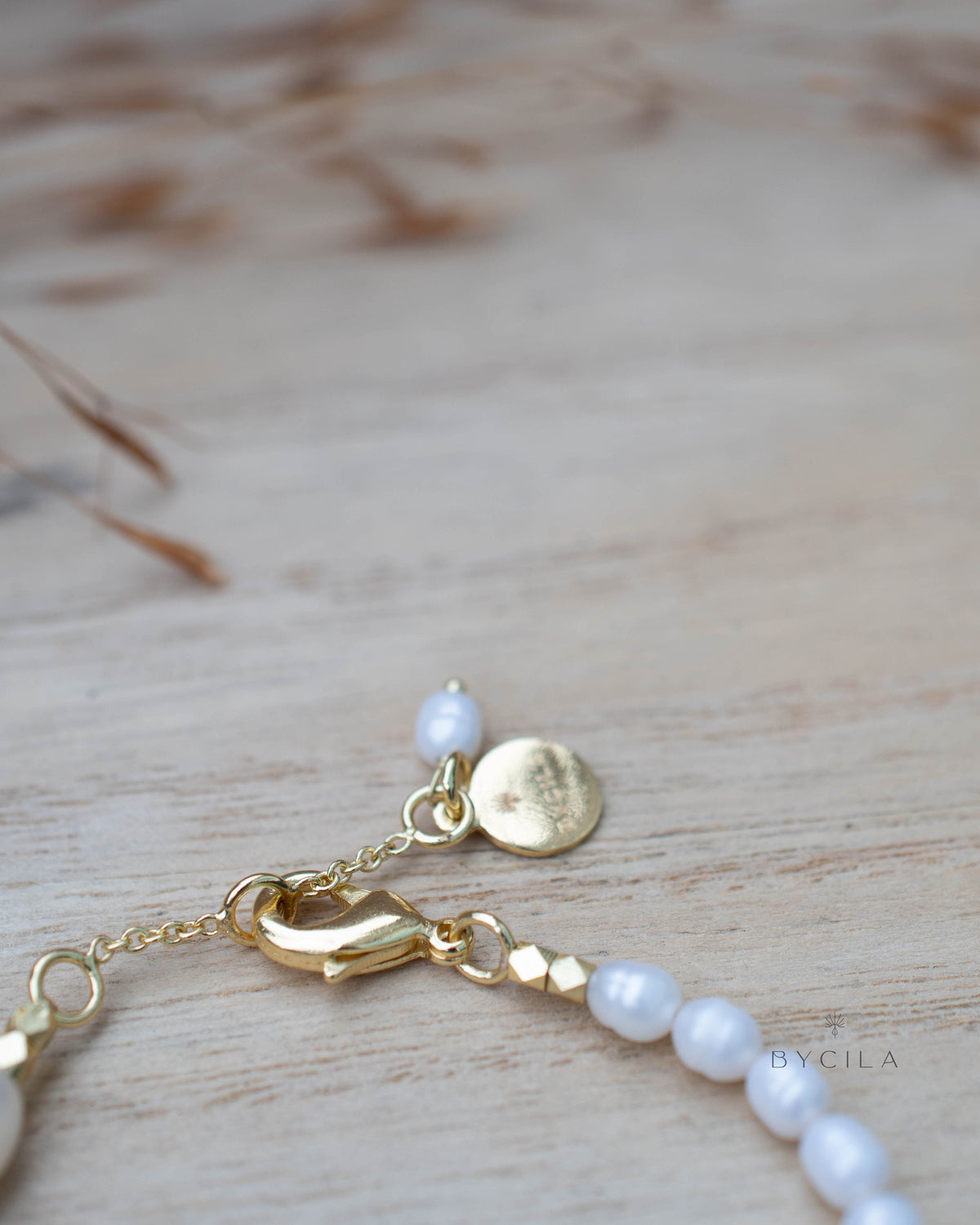Fresh Water Pearl beads Bracelet * Boho Bracelet * Gold Plated * Modern * Layered * BJB065