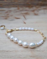 Fresh Water Pearl beads Bracelet * Boho Bracelet * Gold Plated * Modern * Layered * BJB065