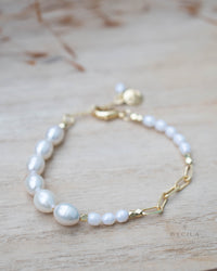Fresh Water Pearl beads Bracelet * Boho Bracelet * Gold Plated * Modern * Layered * BJB065