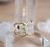 Moonstone Ring * Hammered Band * Gold Ring * Statement Ring * Gemstone Ring * Pink * Wedding Ring * Organic Ring * Natural* BJR137