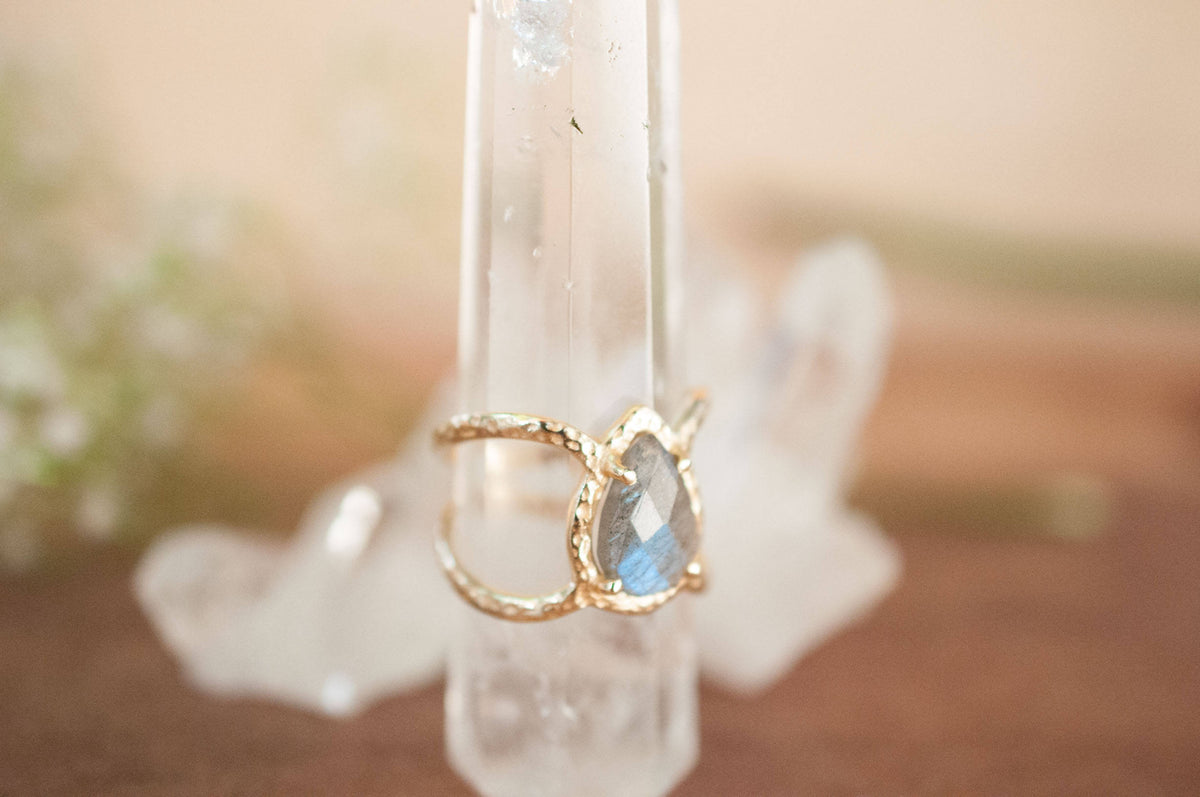 Labradorite Ring * Hammered Band * Gold Ring * Statement Ring * Gemstone Ring * Pink * Wedding Ring * Organic Ring * Natural* BJR141