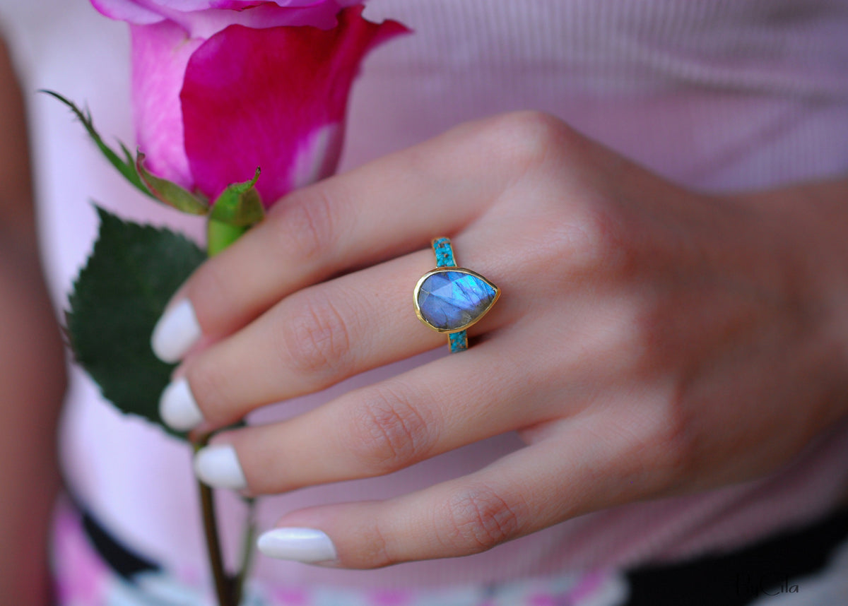 Labradorite & Turquoise Ring * 18k Gold Plated Ring * Statement Ring *Gemstone Ring *Labradorite *Bridal Ring *Organic Ring *Natural *BJR177