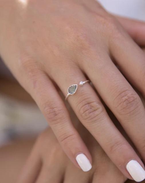 Pietra Ring * Labradorite * Sterling Silver 925 * BJR039 - Bycila