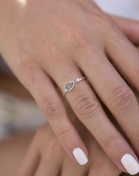 Pietra Ring * Labradorite * Sterling Silver 925 * BJR039 - Bycila