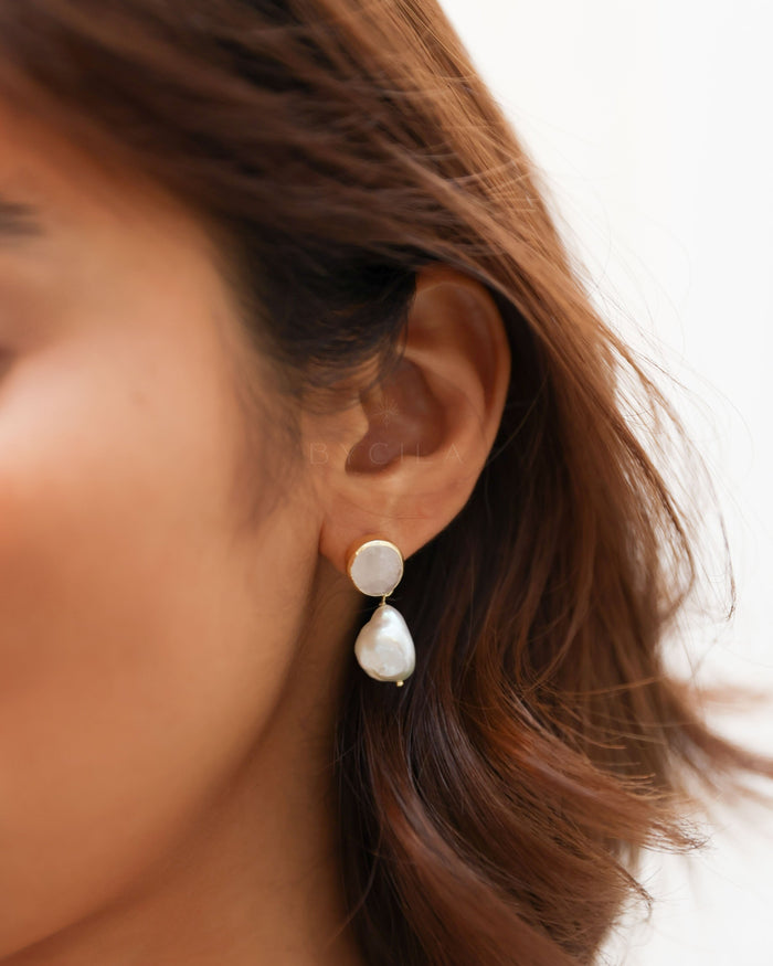 Danuza Earrings * Moonstone & Pearl * Gold Plated 18k * BJE262