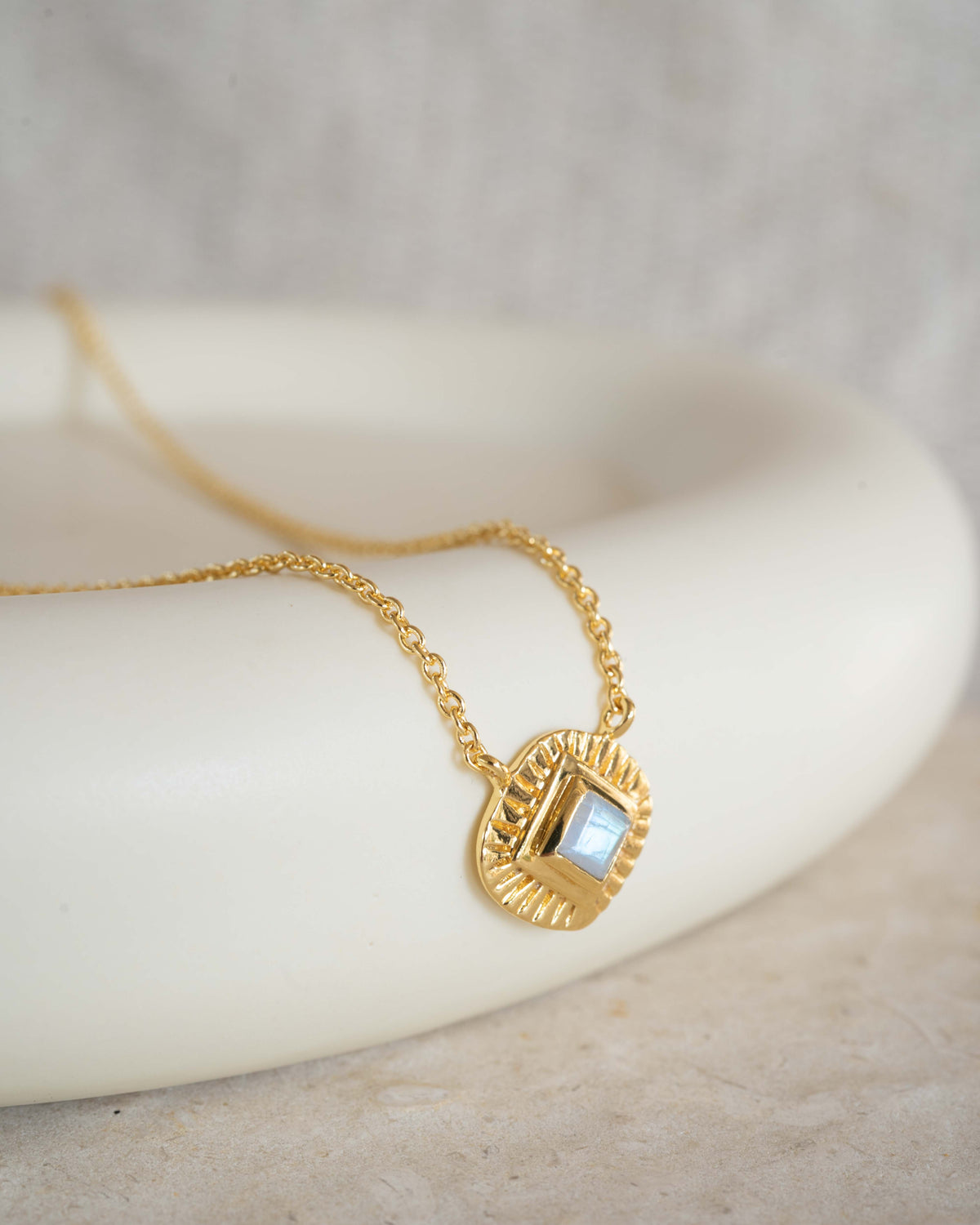 Analu Necklace * Moonstone * Gold Plated * BJN214