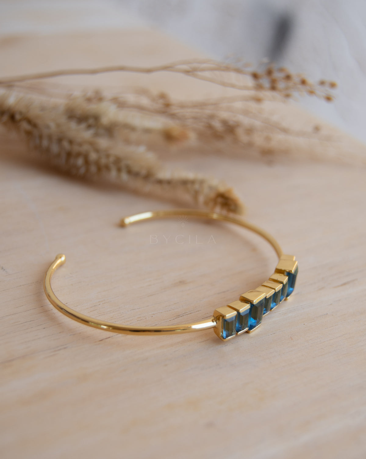 Frea Bracelet * Iolite hydro * Bracelet * Gold Plated * BJB049