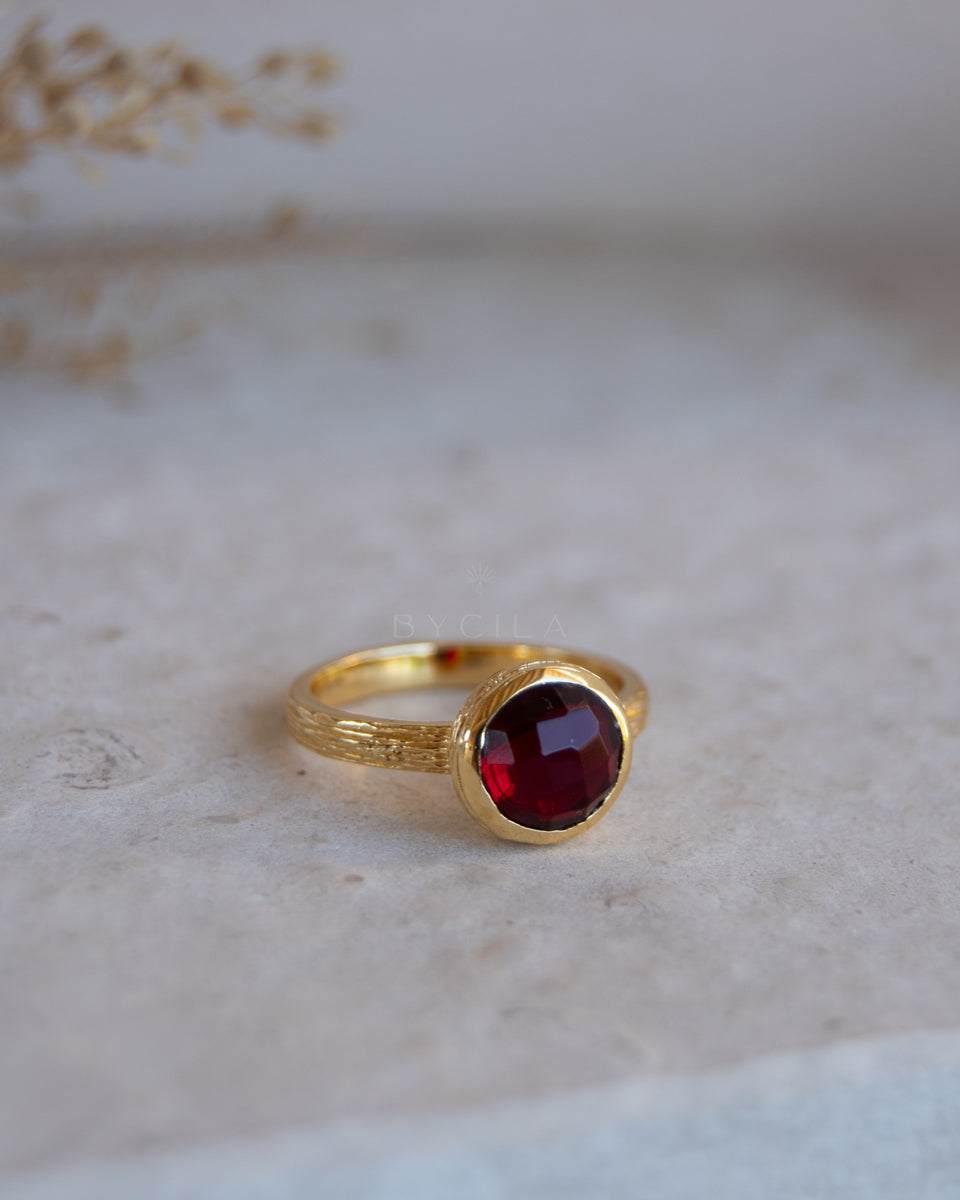 Leticia Ring * Garnet Hydro* Gold Plated 18k * SBJR129