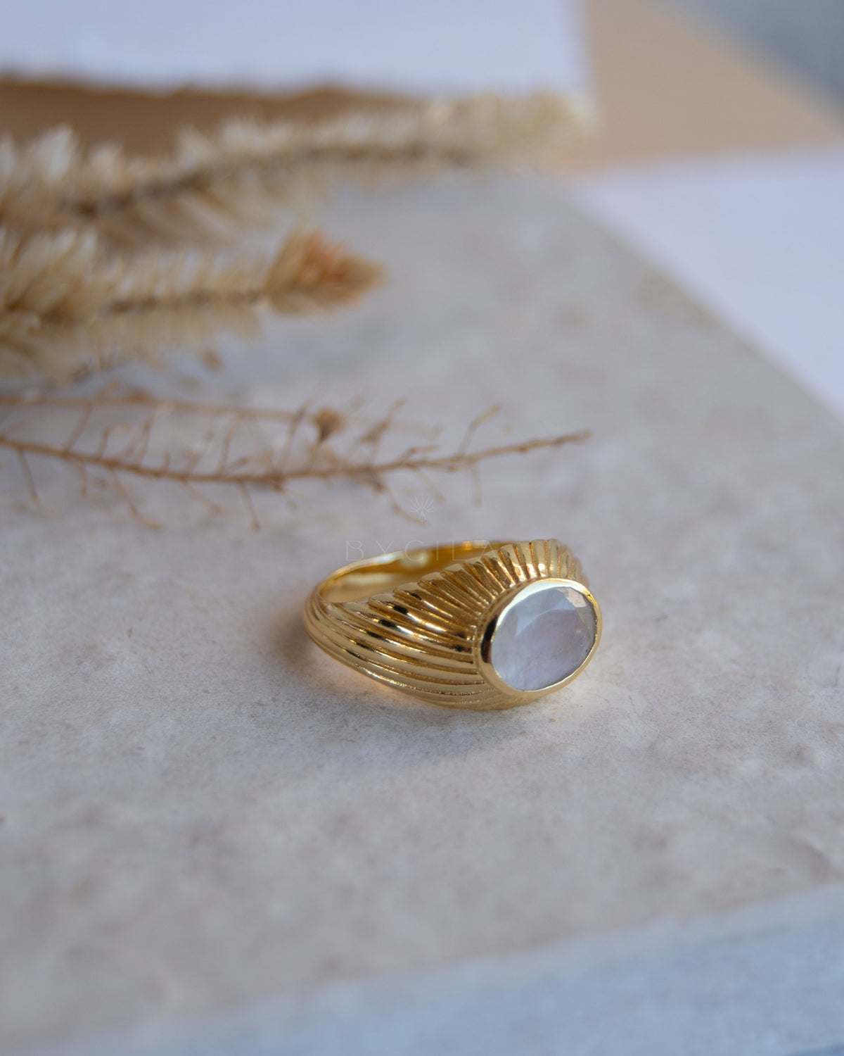 Leily Ring * Moonstone * Gold Plated 18k * BJR345