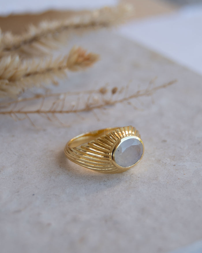 Leily Ring * Labradorite * Gold Plated 18k * BJR345