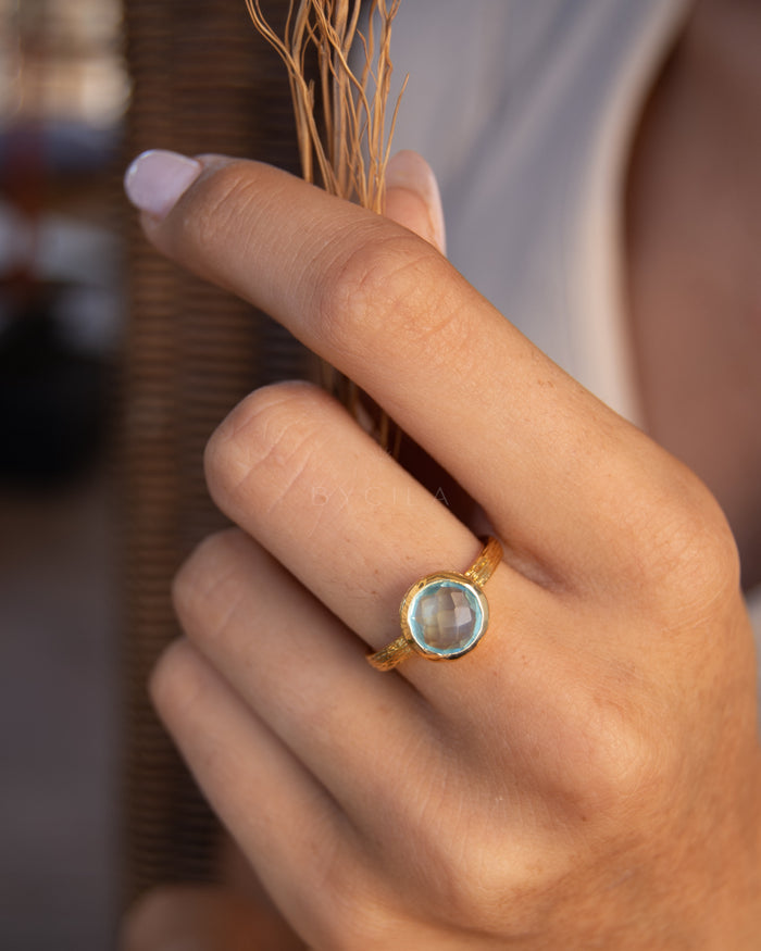 Leticia Ring * Blue Topaz hydro * Gold Plated 18k * SBJR132