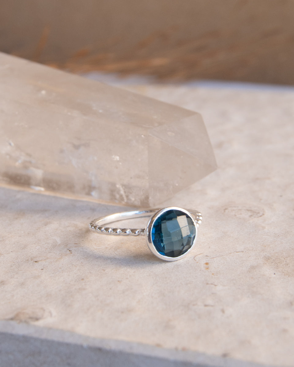 Tessy Ring * Iolite hydro * Sterling Silver 925 * BJR353