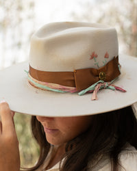 Daisy Flower Hat * Australian Wool * BJH042