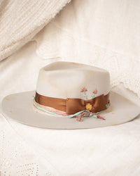 Daisy Flower Hat * Australian Wool * BJH042