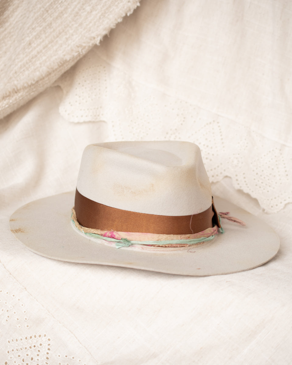 Daisy Flower Hat * Australian Wool * BJH042