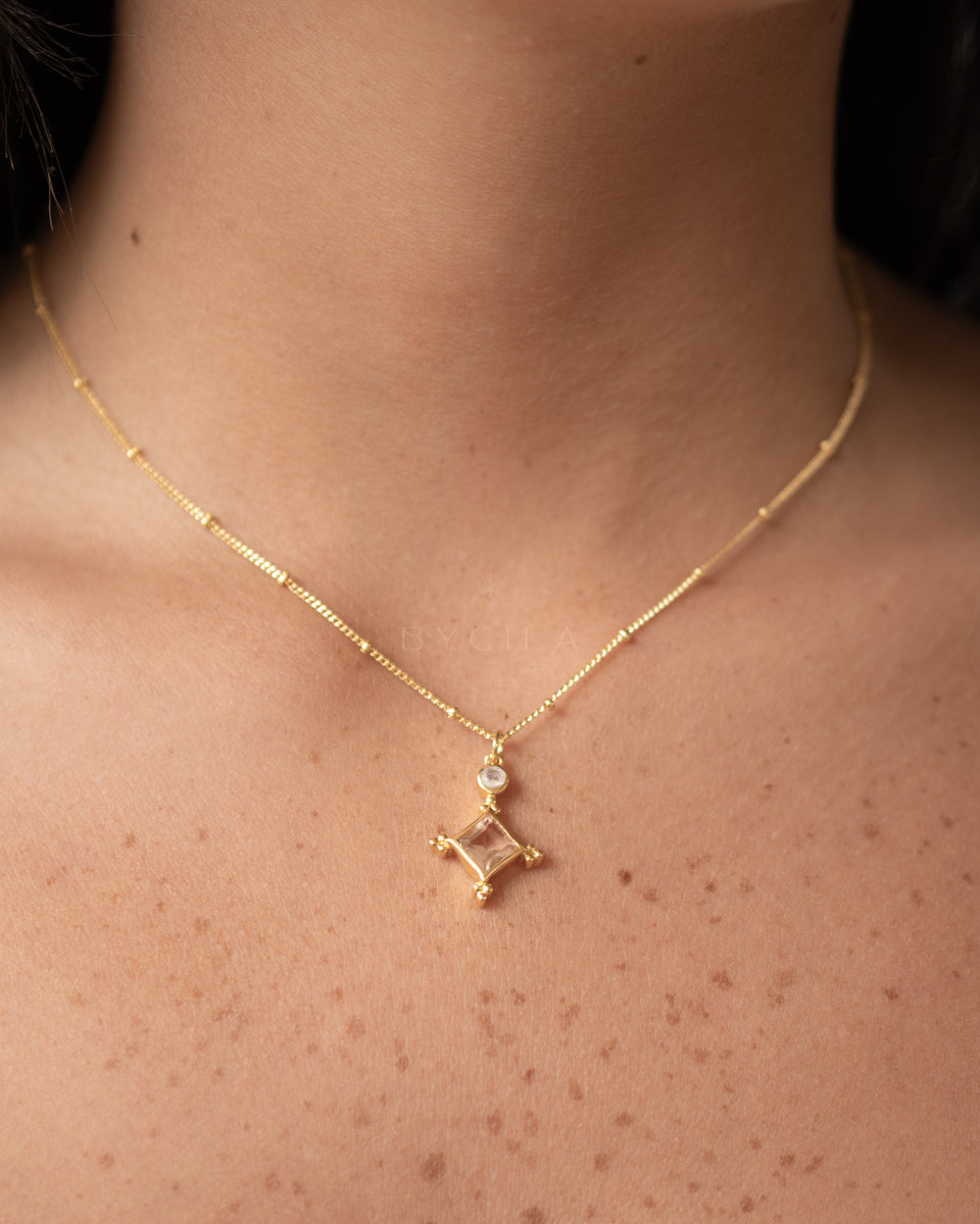 Laila Necklace * Morganite hydro & Moonstone* Gold Plated 18k * BJN204