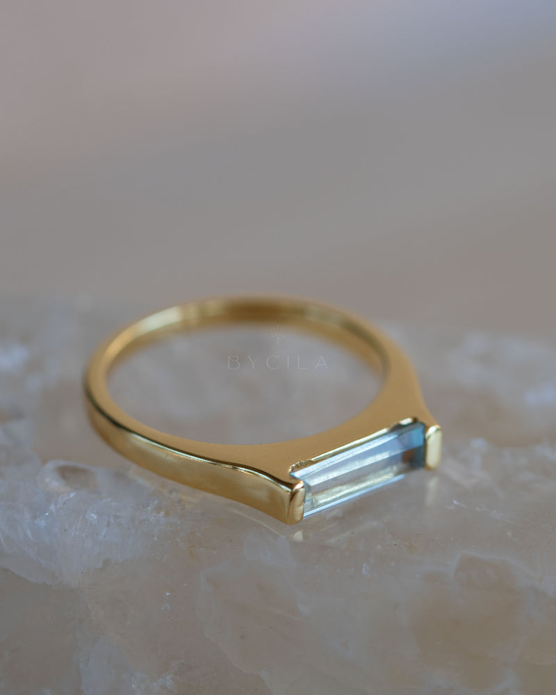 Manuela Ring * Blue Topaz * Gold Plated 18k * BJR279