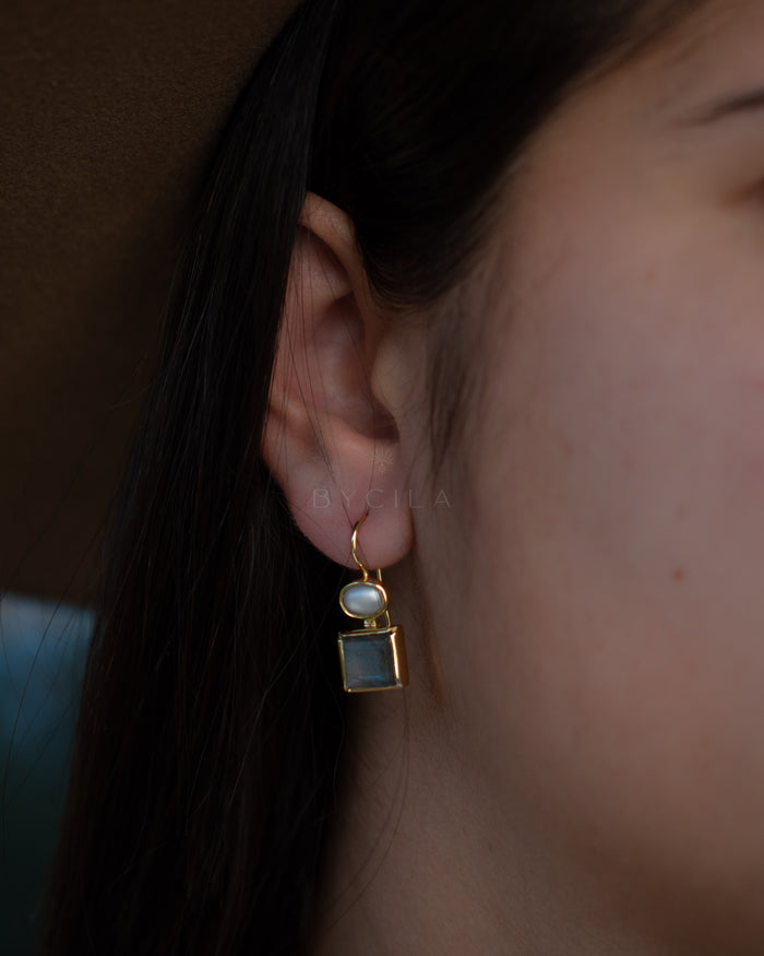 Faby Earrings * Labradorite & Pearl * Gold Plated 18k * BJE282