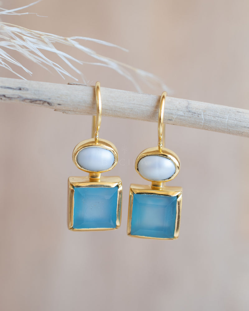 Faby Earrings * Blue Chalcedony & Pearl * Gold Plated 18k * BJE283