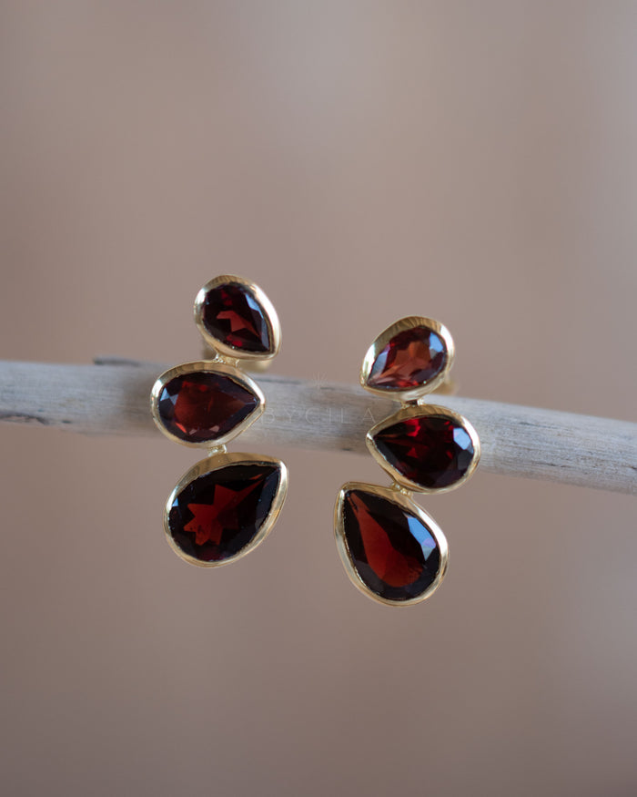 Emilia Earrings * Garnet hydro * Gold Plated, Silver Plated and Rose Gold * BJE176