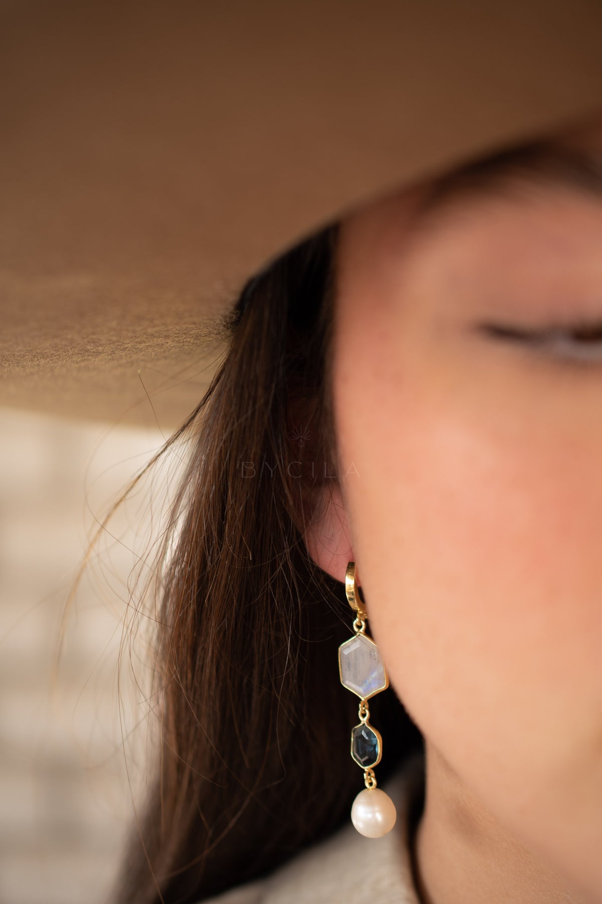 Glaucia Leverback  Earrings * Moonstone, Iolite hydro and Pearl * Gold Plated * BJE244