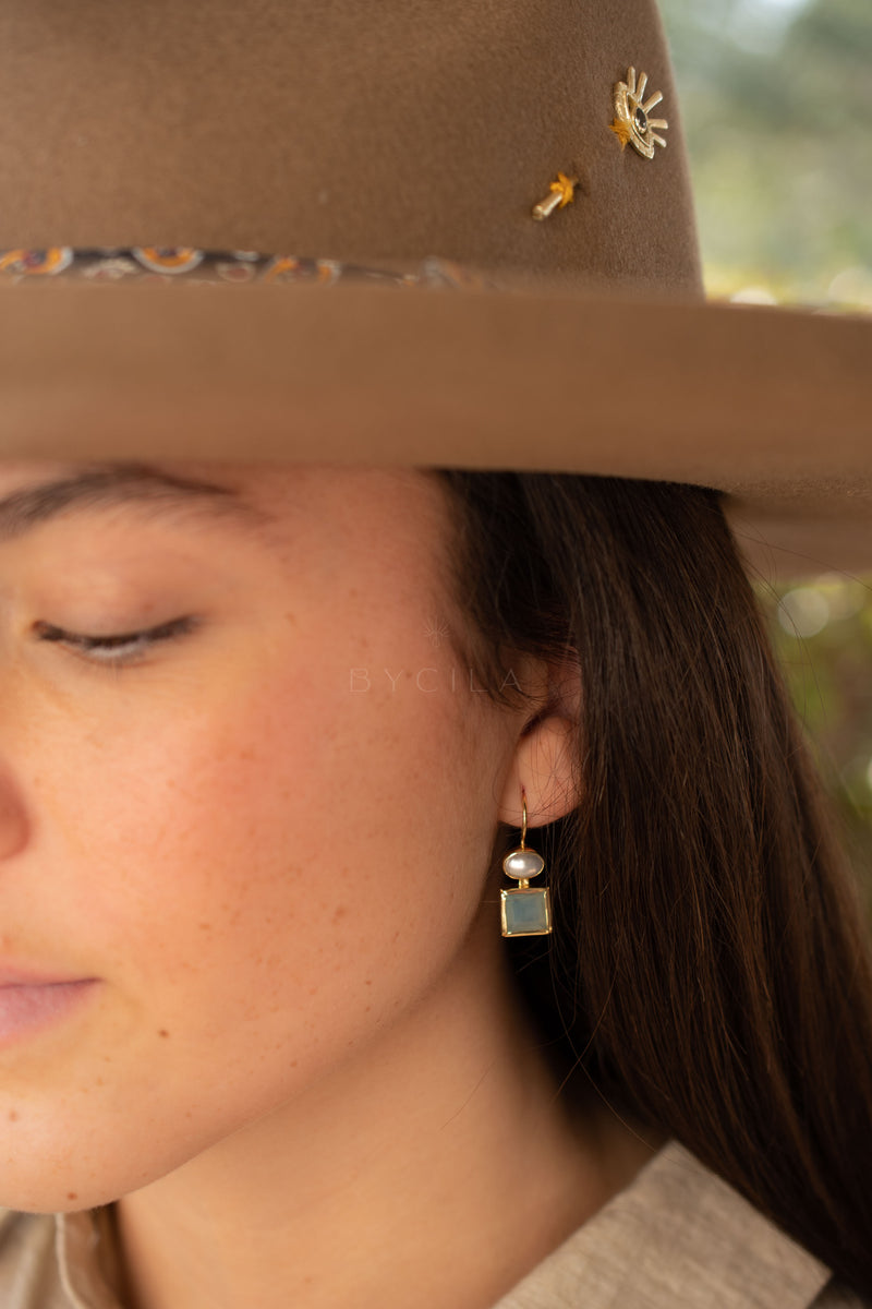 Faby Earrings * Aqua Chalcedony & Pearl * Gold Plated 18k * BJE286