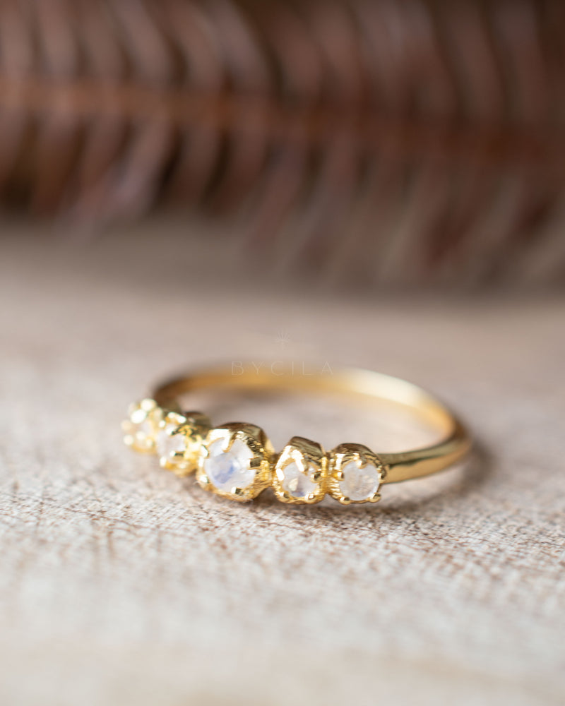 Livy Ring * Moonstone * Gold Plated 18k * BJR262