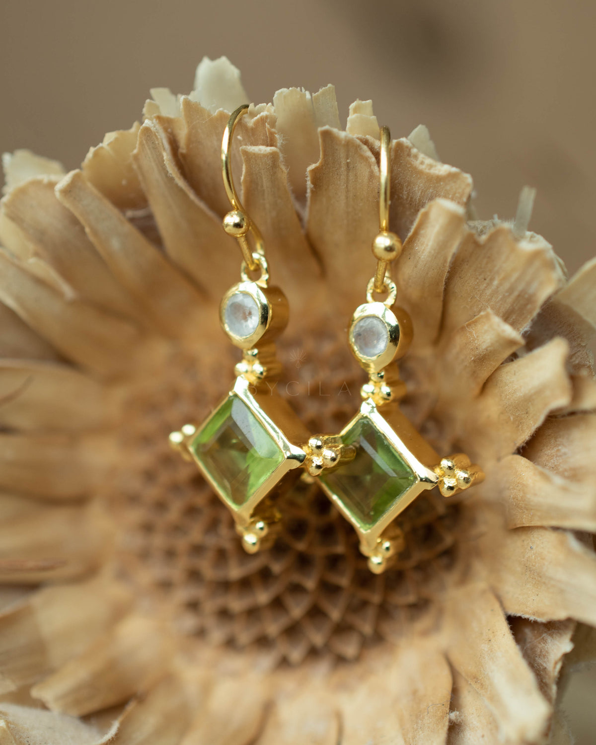 Laila Earrings * Peridot hydro & Moonstone * Gold Plated * BJE295