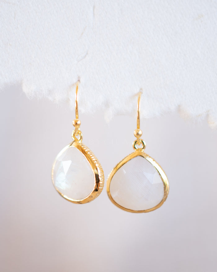 Lihue Earrings * Moonstone * Gold Plated 18k or Silver Plated * BJE069A