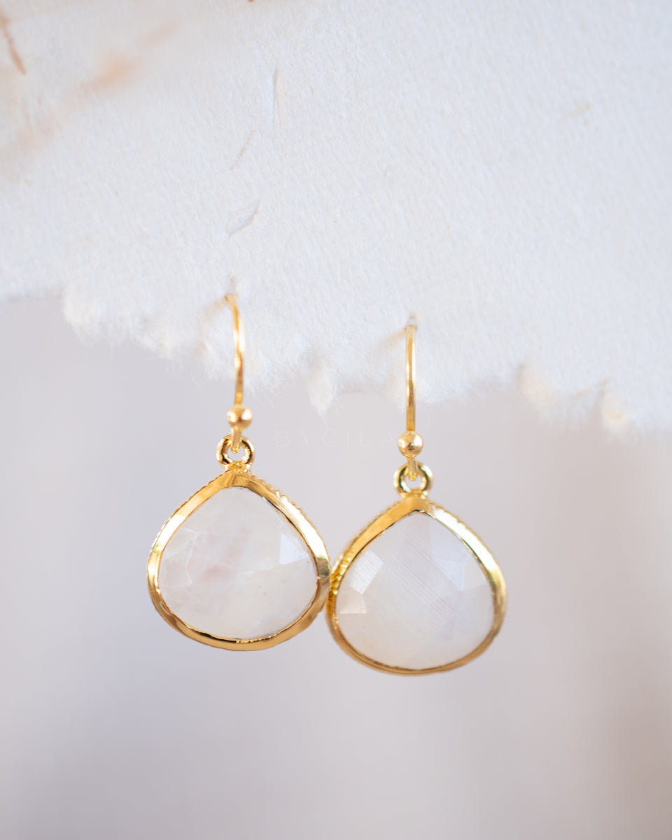 Lihue Earrings * Moonstone * Gold Plated 18k or Silver Plated * BJE069A