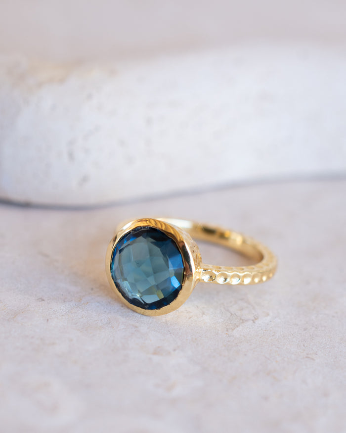 Marcela Ring * Iolite hydro * Gold Plated 18K * SBJR134