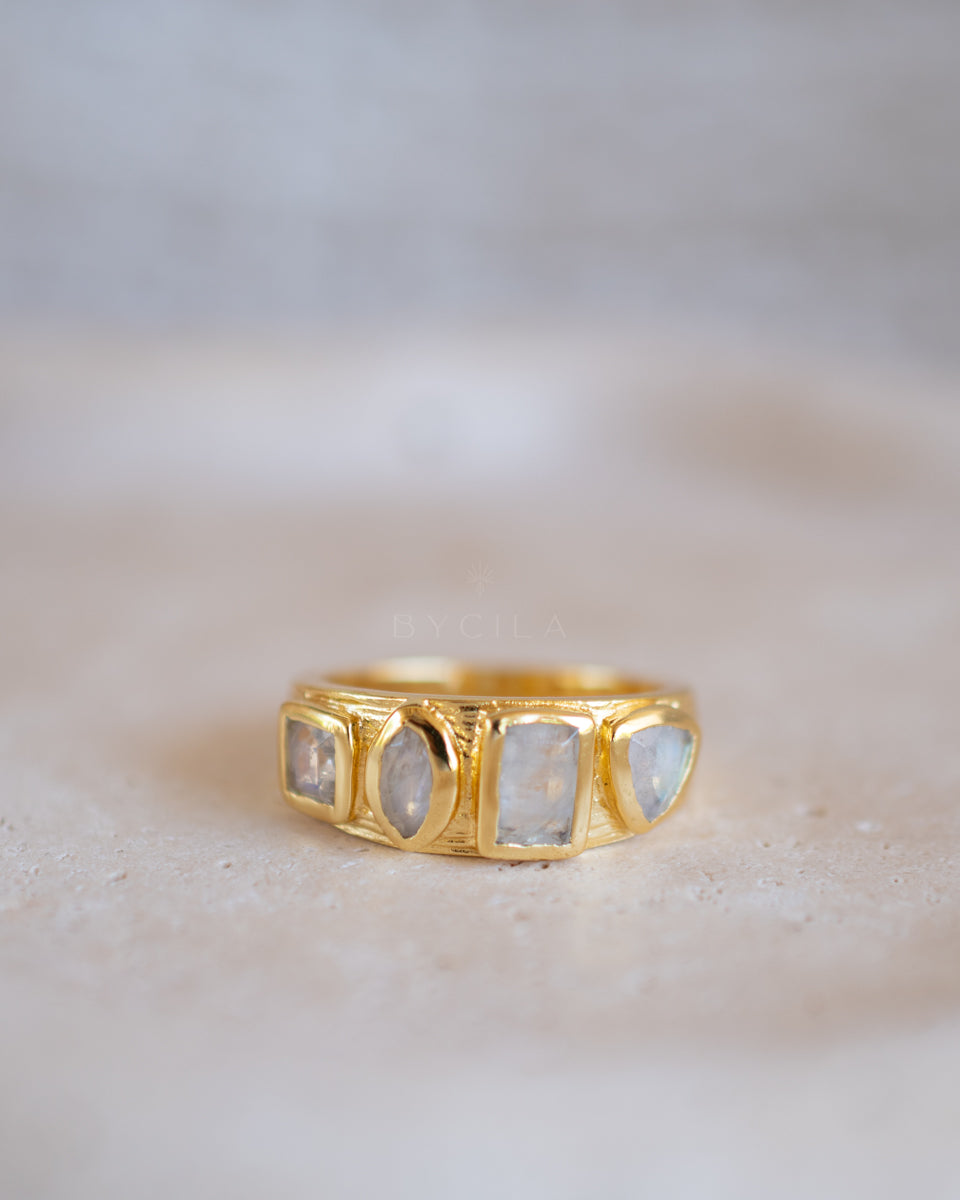 Loli Ring * Moonstone * Gold Plated 18k * BJR357