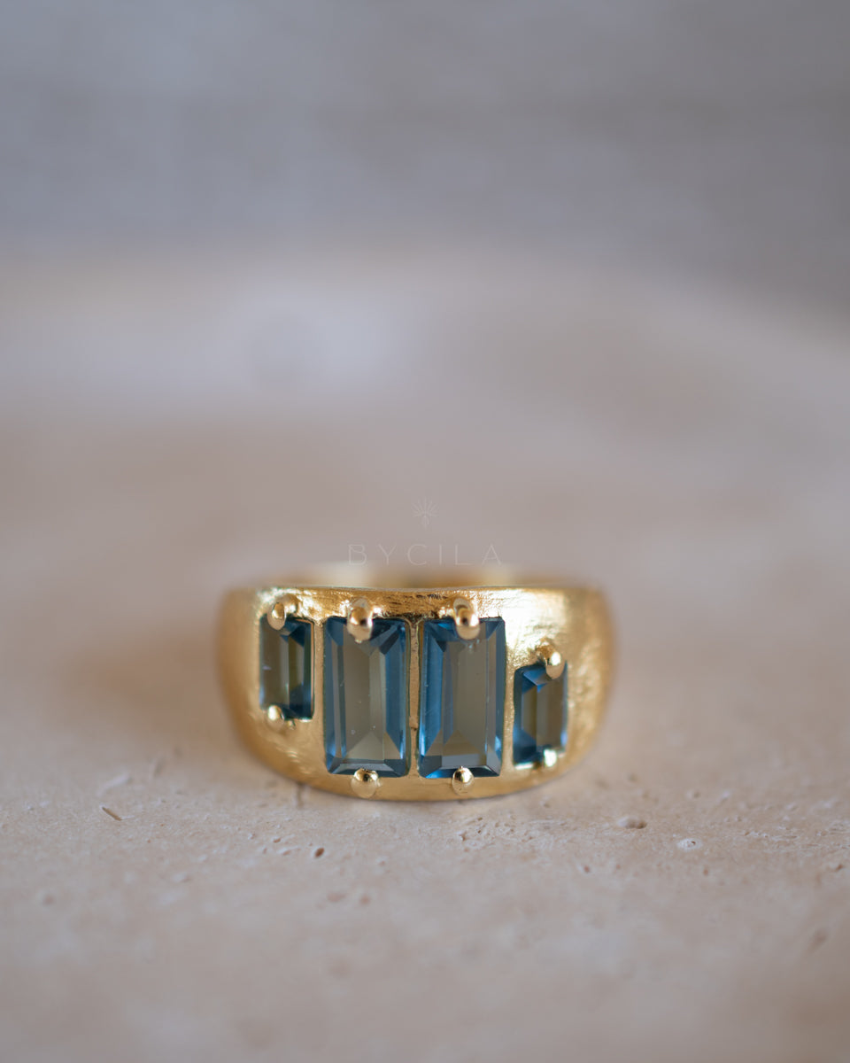 Kate Ring * Iolite hydro * Gold Plated * BJR356