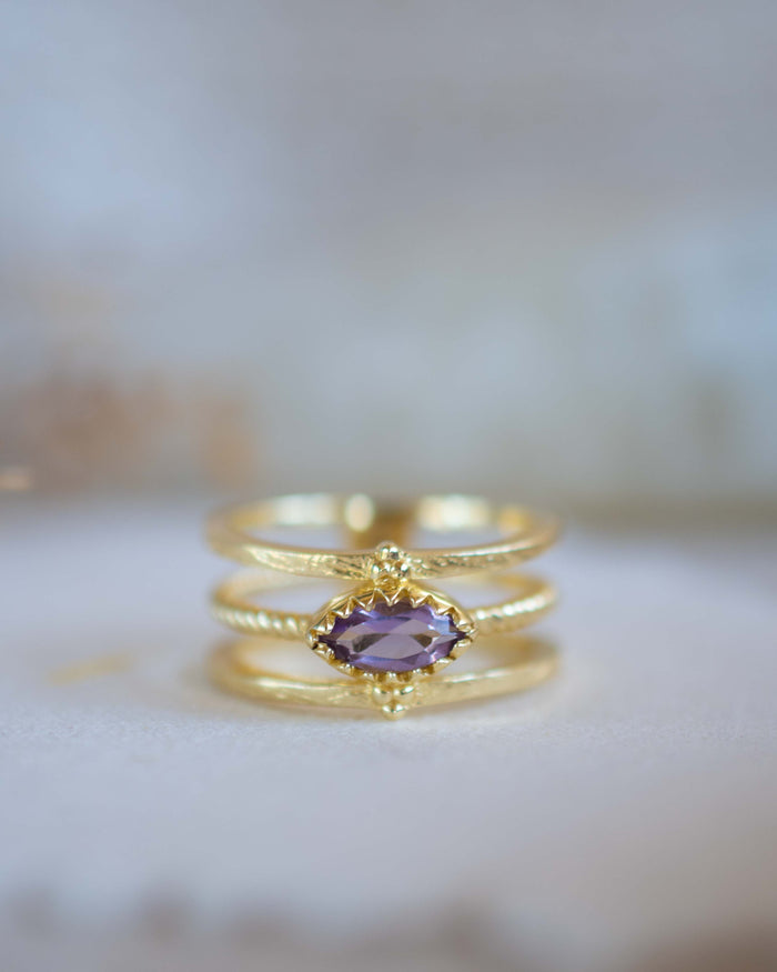 Helena Ring • Amethyst