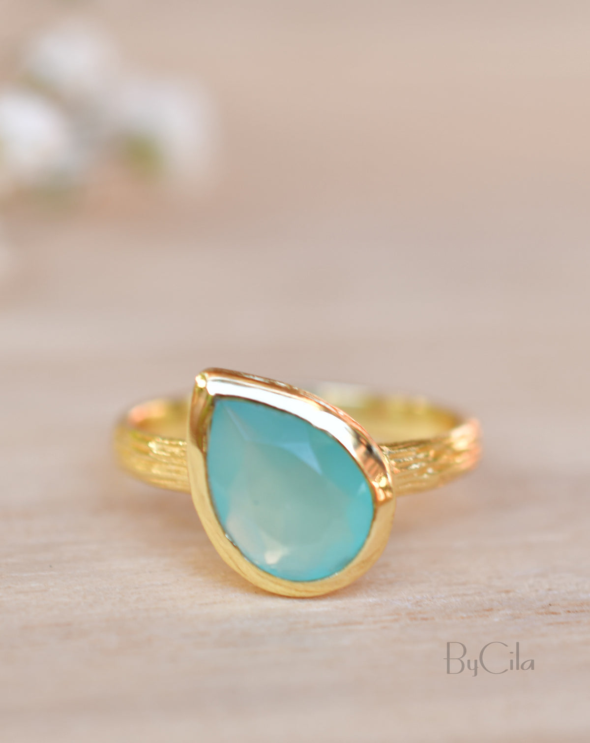 Beatriz Ring * Aqua Chalcedony * Gold Plated 18k * SBJR124
