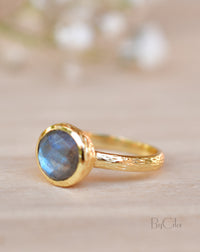 Leticia Ring * Rainbow Labradorite * Gold Plated 18K * SBJR122