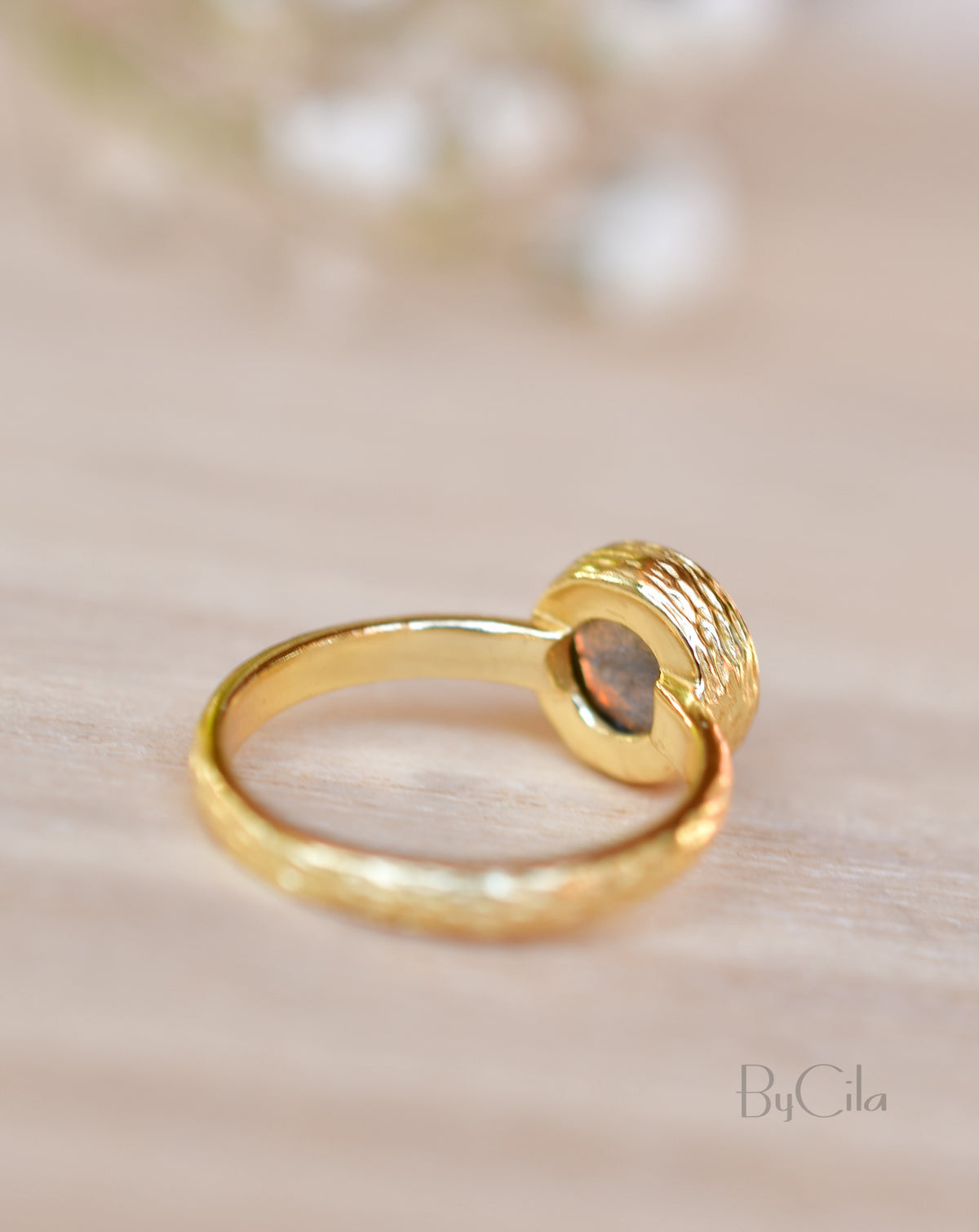 Leticia Ring * Rainbow Labradorite * Gold Plated 18K * SBJR122