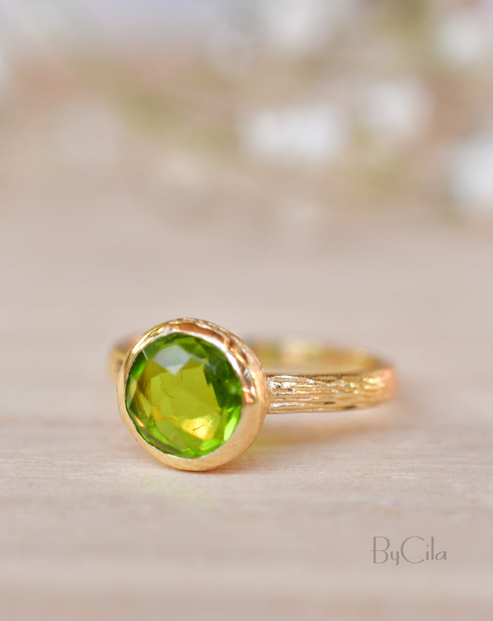 Leticia Ring * Peridot hydro * Gold Plated 18k * SBJR116