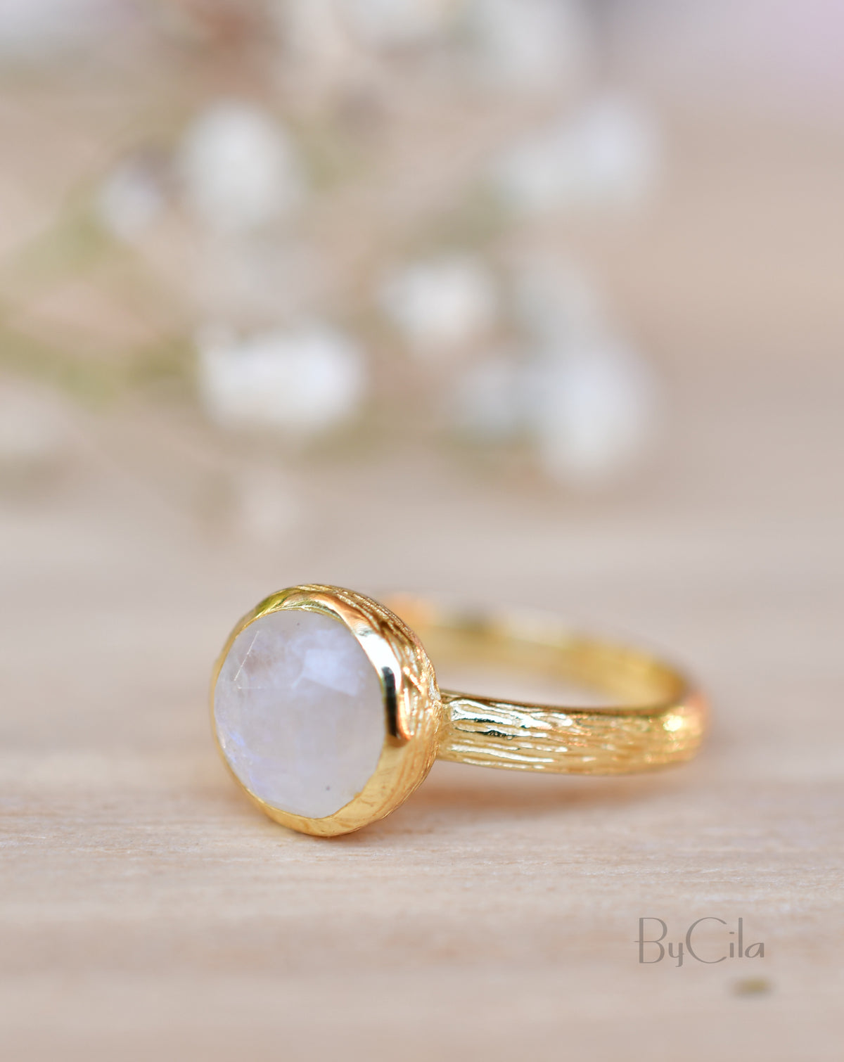 Leticia Ring * Rainbow Moonstone * Gold Plated 18k * SBJR123
