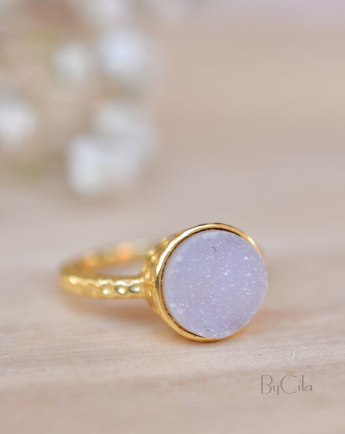 Marcela Ring * White Druzy