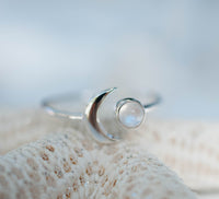 Half Moon * Moonstone * Sterling Silver * MR116