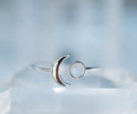 Half Moon * Moonstone * Sterling Silver * MR116