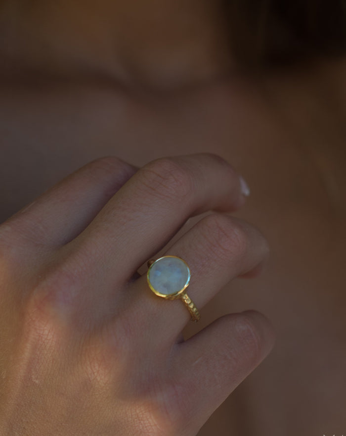 Marcela Ring * Rainbow Moonstone * Gold Plated 18k * SBJR107