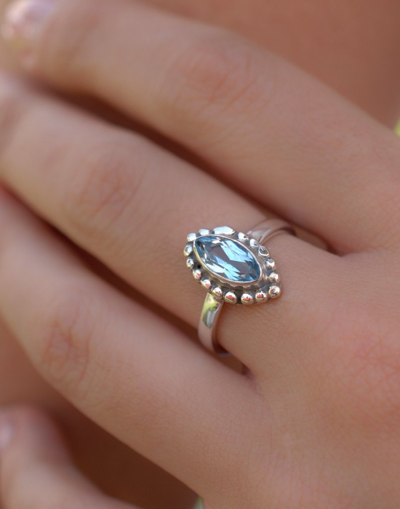 Maresias Ring  * Blue Topaz, Moonstone, Garnet, Peridot and Turquoise