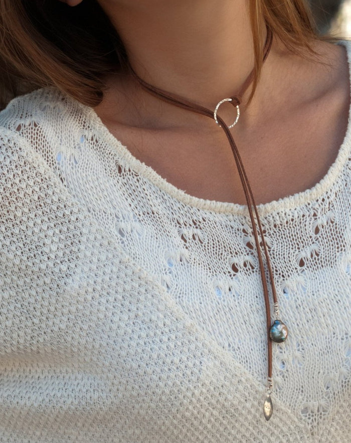 Milena Choker * Black Pearl * Brown Suede Leather * Sterling Silver Feather * BJN073