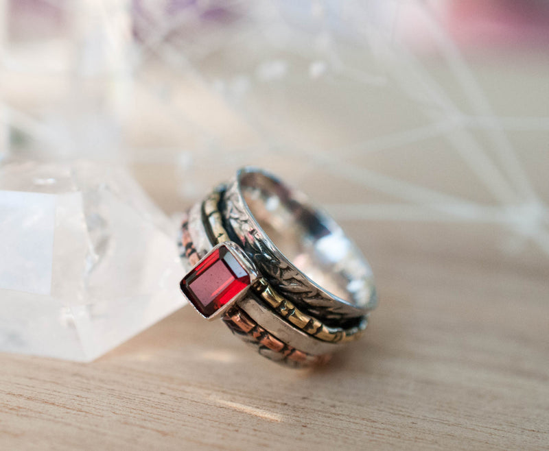 Garnet Ring * Meditation * Spinner * Spinning * Anxiety * Hammered * Worry * Boho * Spin * Thin Band *Sterling Silver *Copper *Bronze BJS020