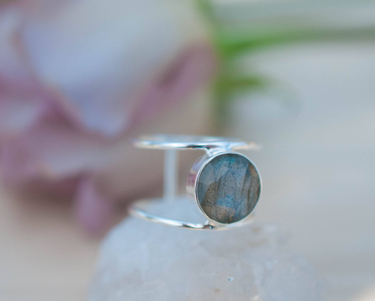 Labradorite Ring * Sterling Silver Ring * Statement Ring * Gemstone Ring * Labradorite * Bridal Ring * Wedding Ring * Organic Ring * BJR005